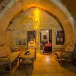 Hotell Assiana Cave