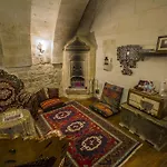 Hotel Assiana Cave 4*