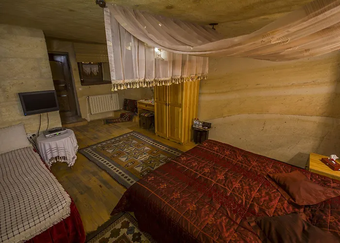 Hotel Assiana Cave 4*