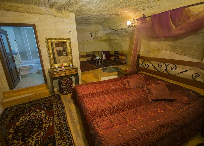 Hotel Assiana Cave 4*