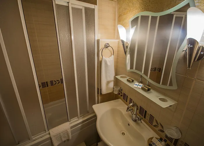 Assiana Cave Hotel 4*