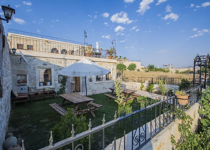 Hotel Assiana Cave 4*